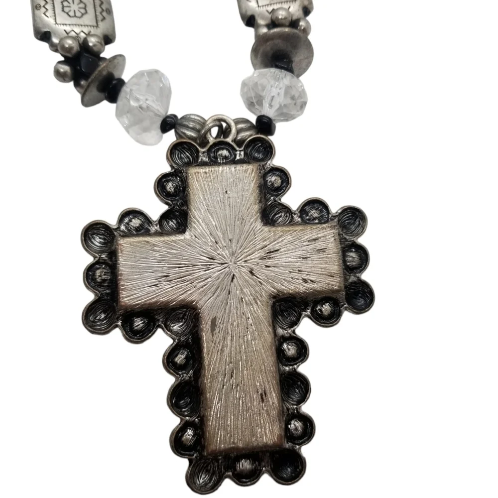 VINTAGE  BLACK ONYX & GLASS RHINESTONE LARGE SOUTHWEST CROSS PENDANT NECKLACE